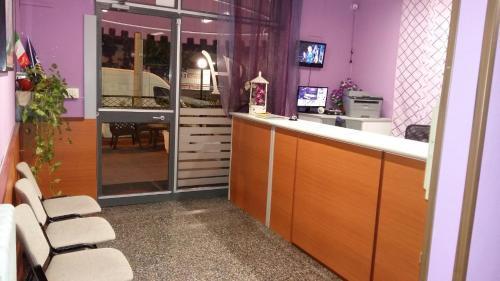 Hotel Violetta Parma Bagian luar foto